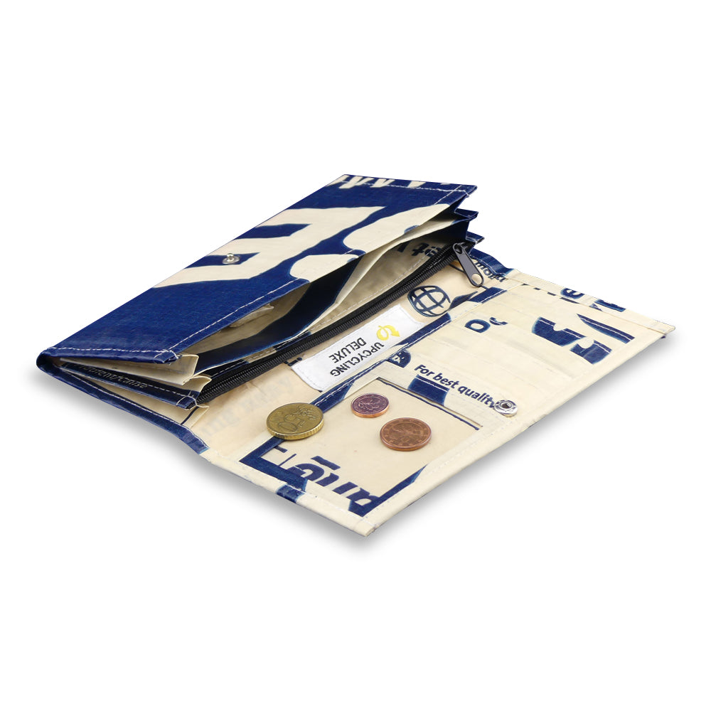 Upcycling Portemonnaie Chenda einfach gefaltet aus Zementsack
