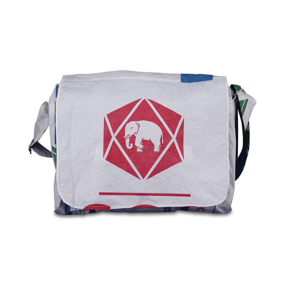 Upcycling Messenger Bag Maly Large aus Zementsack