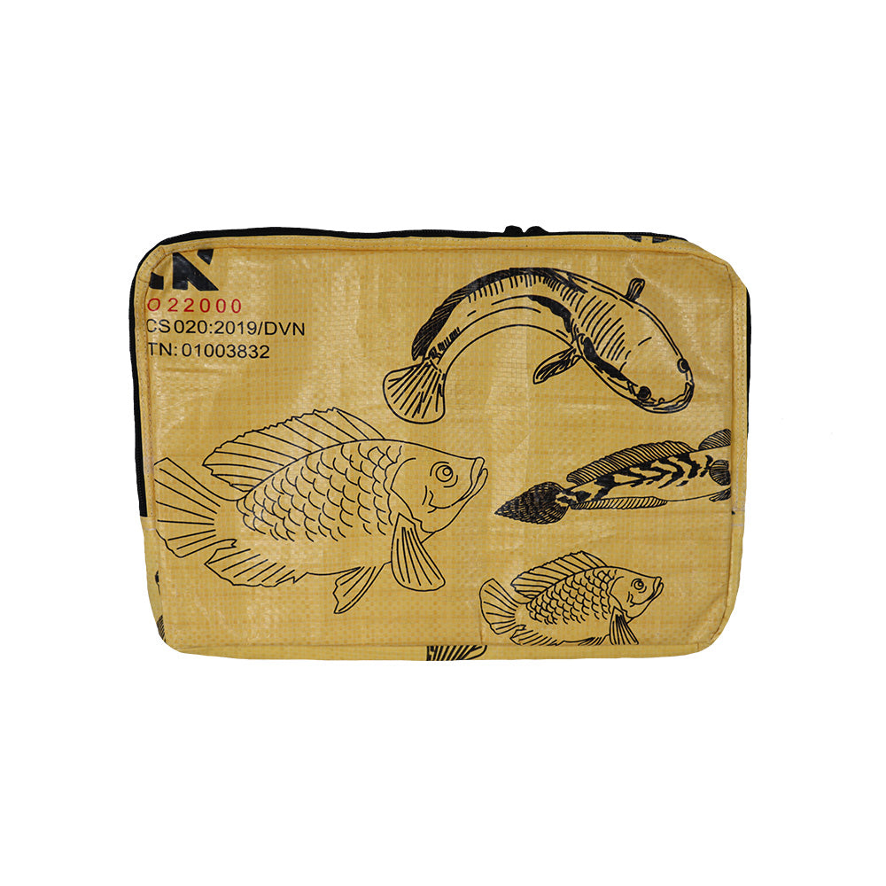 Upcycling Laptophülle Sleeve Krob 13" (34 x 24 cm) aus Zementsack