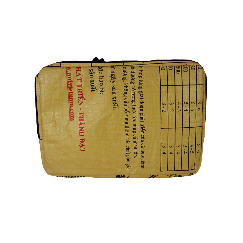 Upcycling Laptophülle Sleeve Krob 15" (37 x 26 cm) aus Zementsack